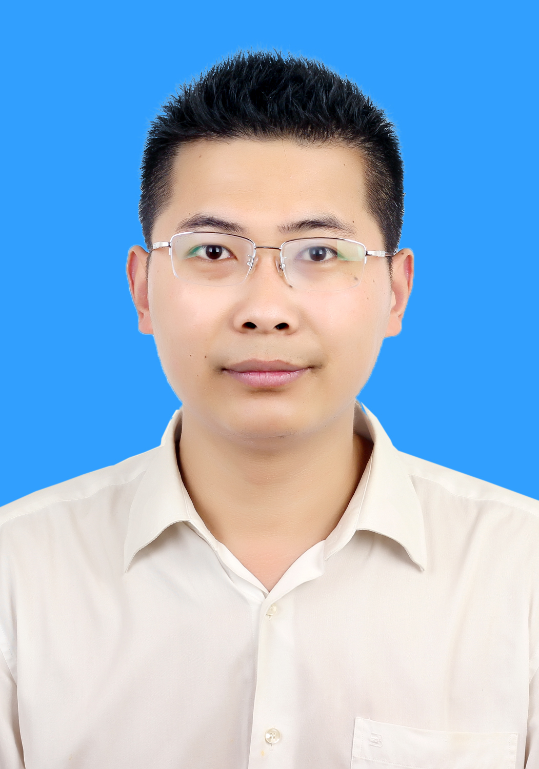 何万林
